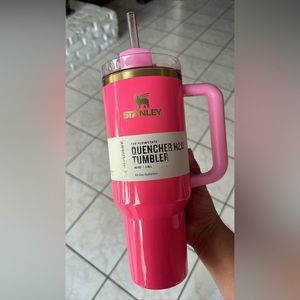 Black Friday Limited Edition Release. 40-ounce Quencher.